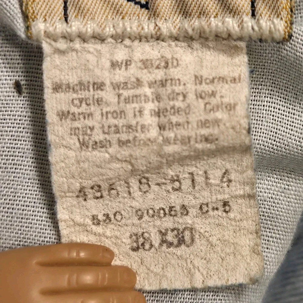 Vintage Levi's Action Casual Jeans Men's 38x30 Relaxed Fit Straight 70s Denim